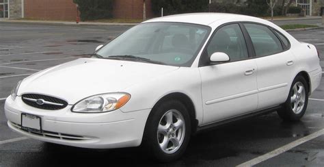 there is a smart card in 2003 ford taurus|ford taurus 98 07 key.